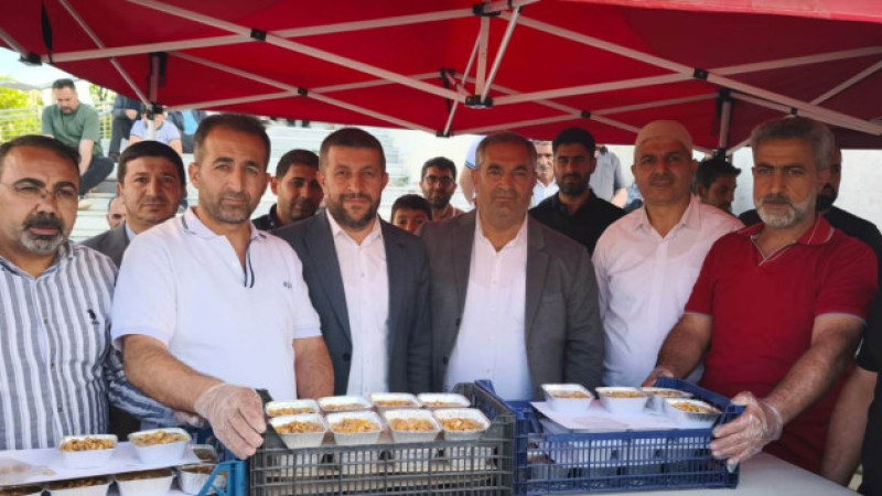 Patnos Esnaf Odasından Aşure ikramı